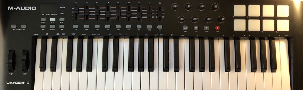 MIDI keyboard